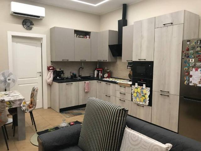 Bilocale in vendita a Prato via Roma, Cafaggio Grignano