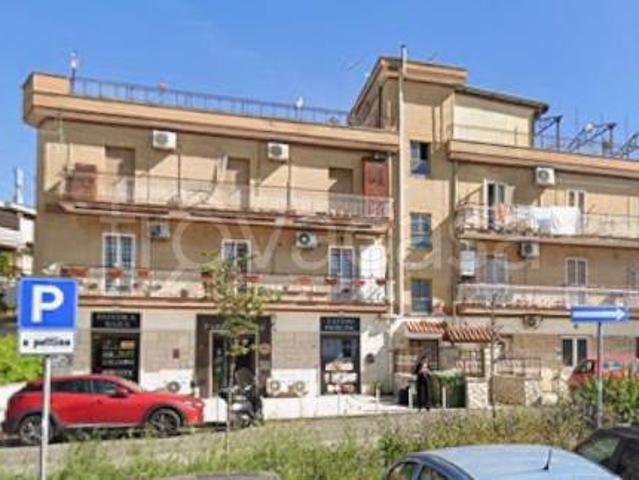 Bilocale in vendita a Roma, Torre angela