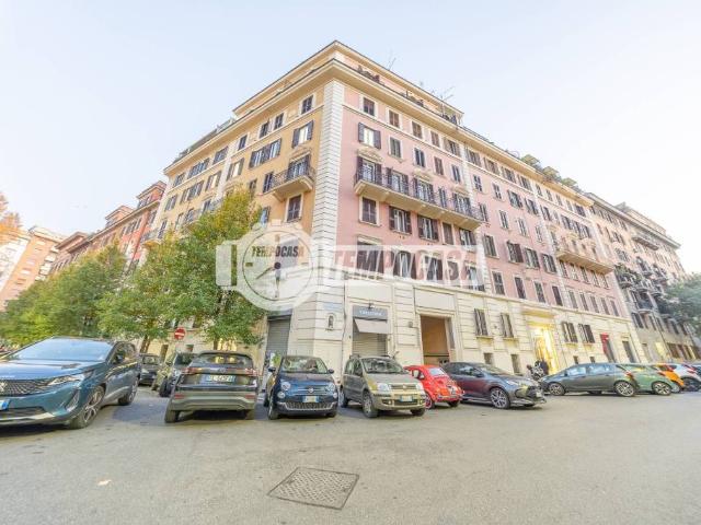 Bilocale in vendita a Roma via Carlo Mirabello, Mazzini Delle Vittorie