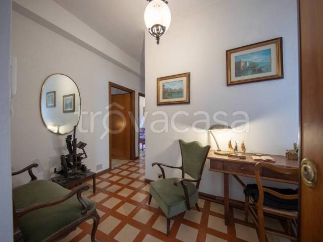 Bilocale in vendita a Roma via Aurelia, 301, Gregorio VII Piccolomini