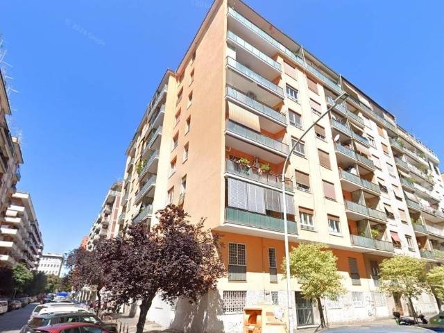 Bilocale in vendita a Roma via Avicenna, Marconi