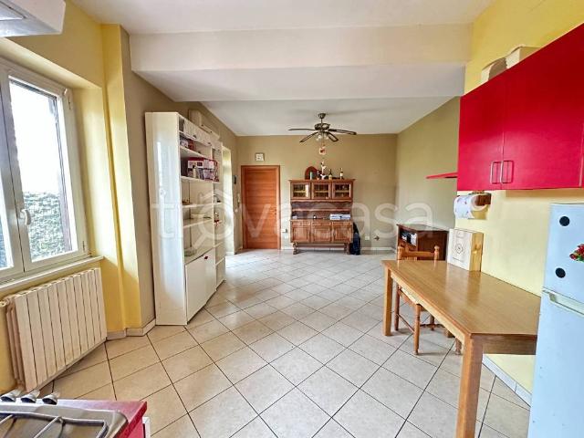 Bilocale in vendita a Roma via Gaetano Lodi, 76, Romanina