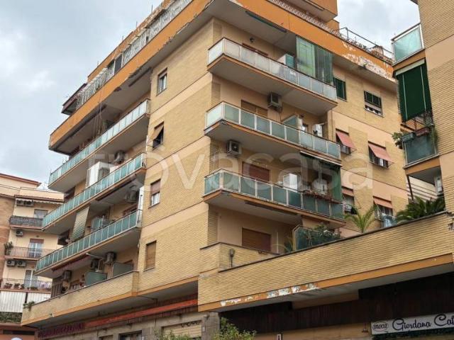 Bilocale in vendita a Roma via dei Gerani, Centocelle