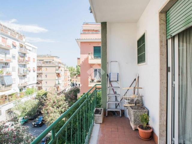 Bilocale in vendita a Roma via Francesco Massi, 19, Monteverde Vecchio