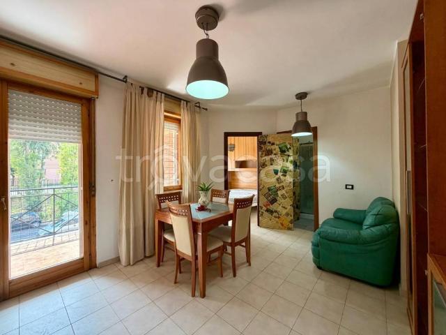 Bilocale in vendita a Roma via San Biagio Platani, Borghesiana
