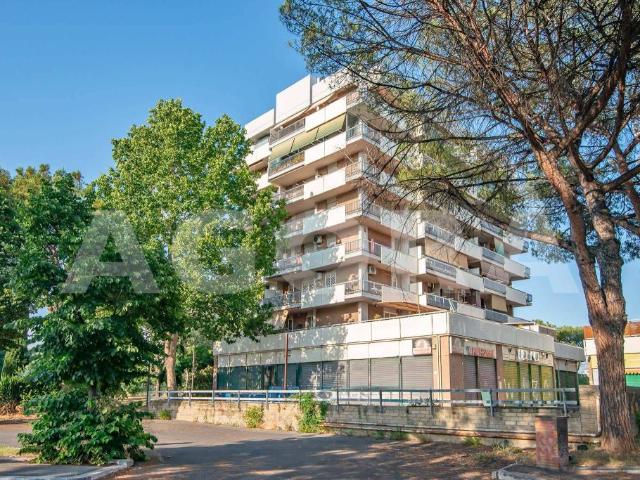 Bilocale in vendita a Roma via Pagoda Bianca, Torrino