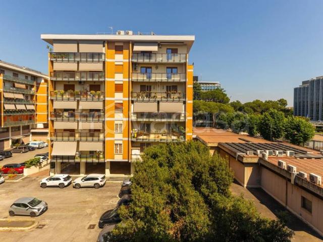 Bilocale in vendita a Roma via Paolo di Dono, Tintoretto