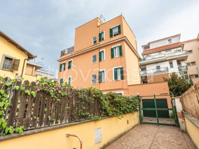 Bilocale in vendita a Roma via Paolo V, 50, Boccea