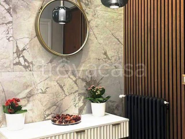Bilocale in vendita a Roma via Principe Amedeo, Esquilino