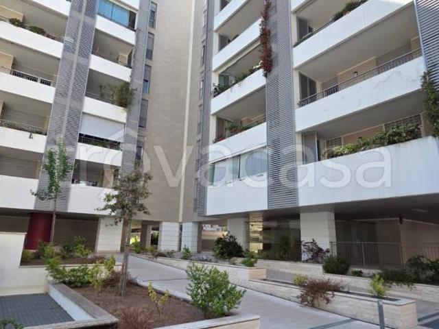 Bilocale in vendita a Roma viale Ugo Monaco, 15, Laurentina
