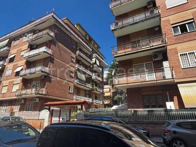 Bilocale in vendita a Roma, Villa Gordiani