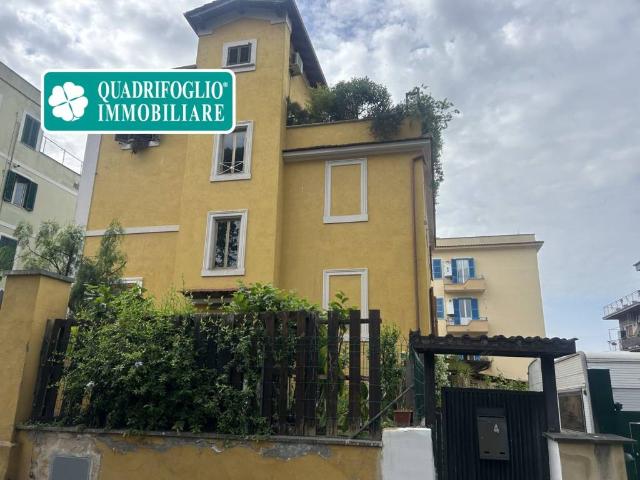 Bilocale in vendita a Roma, Alessandrino Torre Spaccata