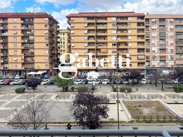 Bilocale in vendita a Roma largo Agosta, 3, Tor de' Schiavi