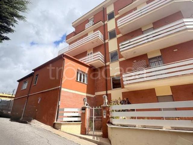 Bilocale in vendita a Roma largo di Santa Felicita, Fidene