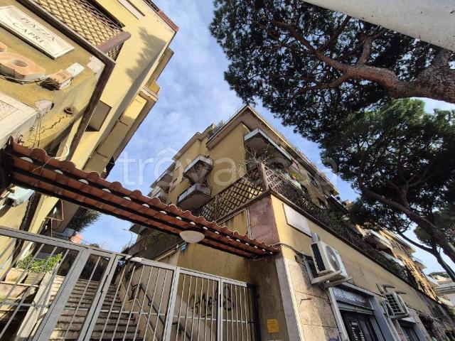 Bilocale in vendita a Roma piazza Capri, Conca d'Oro Valli