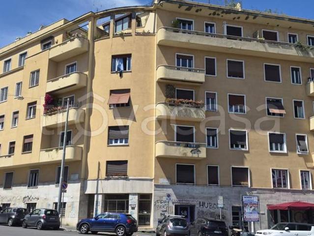 Bilocale in vendita a Roma, Piazzale degli Eroi