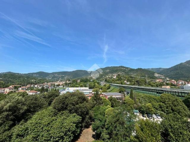 Bilocale in vendita a Rapallo via tre scalini, 20, Golf Castellino