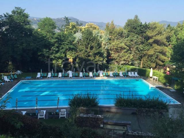 Bilocale in vendita a Rapallo, Cerisola