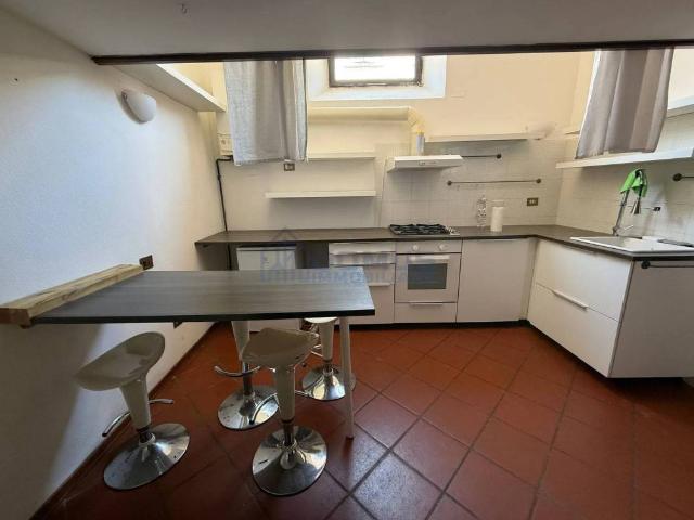 Bilocale in vendita a Reggio nell'Emilia via San Filippo, Centro Storico