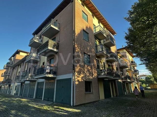 Bilocale in vendita a Reggio nell'Emilia via Sandro Pertini, Orologio