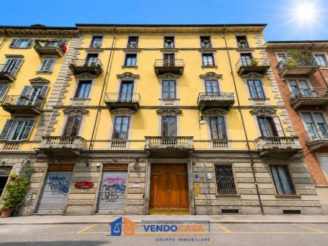 Bilocale in vendita a Torino, Cittadella