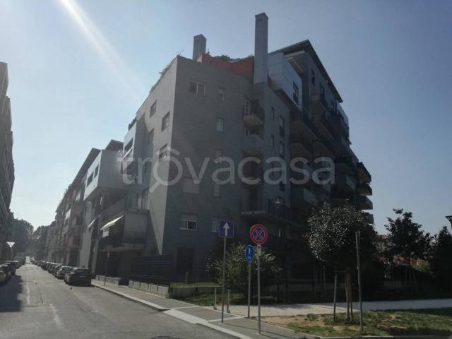Bilocale in vendita a Torino via Avellino, 23, Don Bosco
