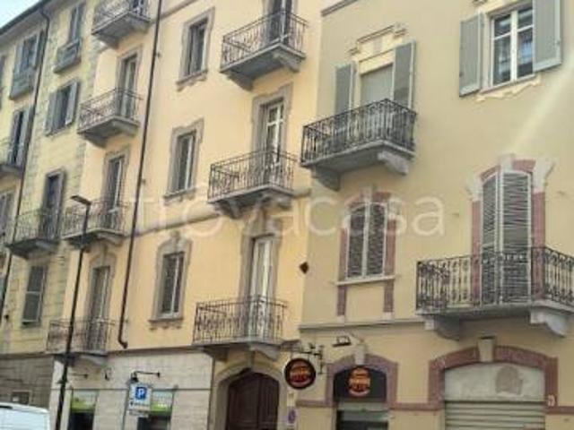 Bilocale in vendita a Torino via Cristoforo Colombo, Crocetta