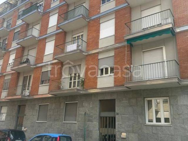 Bilocale in vendita a Torino via Damiano Chiesa, 24, Barca