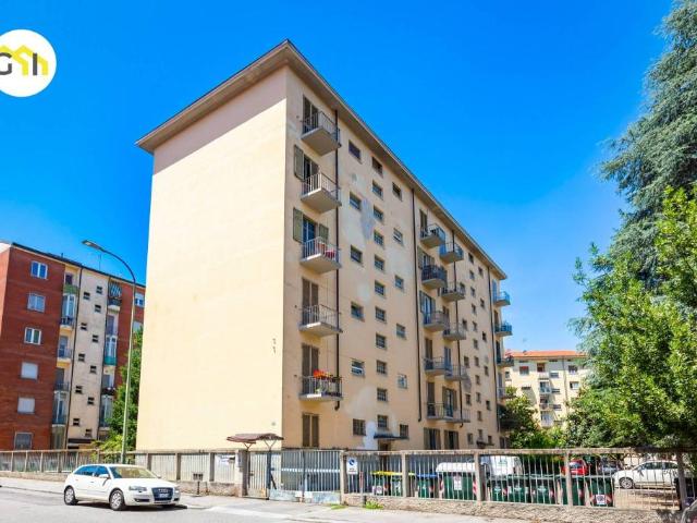 Bilocale in vendita a Torino via Errico Petrella, 85, Regio Parco