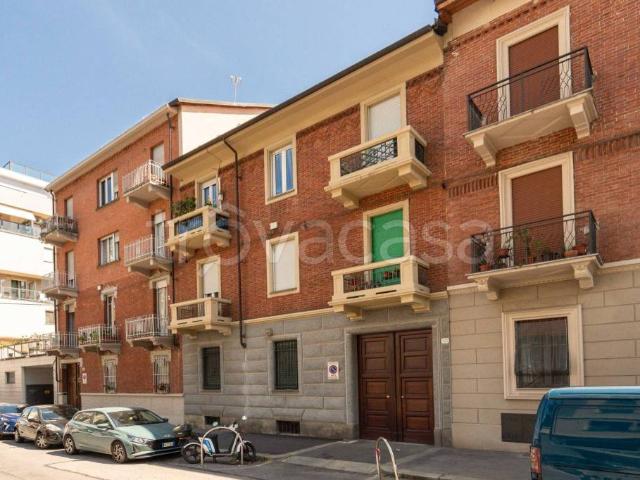 Bilocale in vendita a Torino via Giacomo Medici, 125, Parella