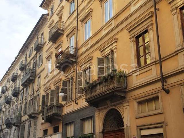 Bilocale in vendita a Torino via Giuseppe Mazzini, 34, Via della Rocca