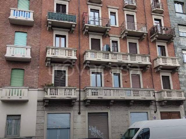 Bilocale in vendita a Torino via Michele Lessona, 95, Parella