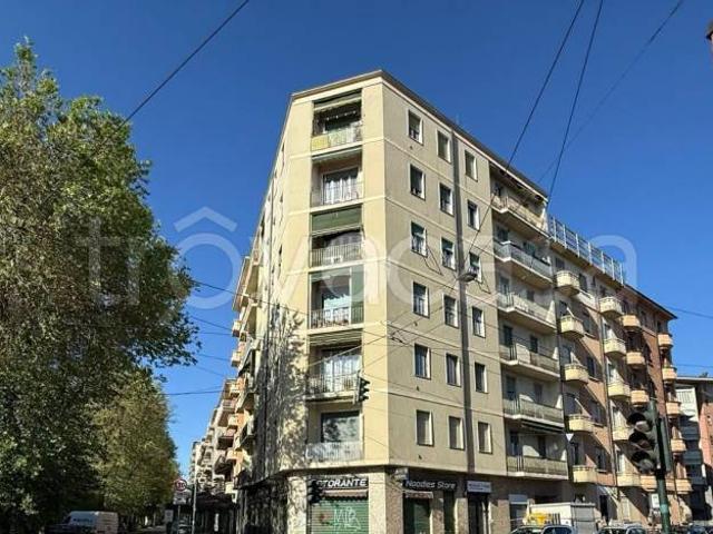 Bilocale in vendita a Torino via monginevro, 116, San Paolo