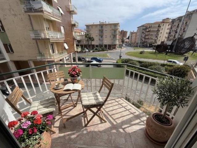 Bilocale in vendita a Taggia