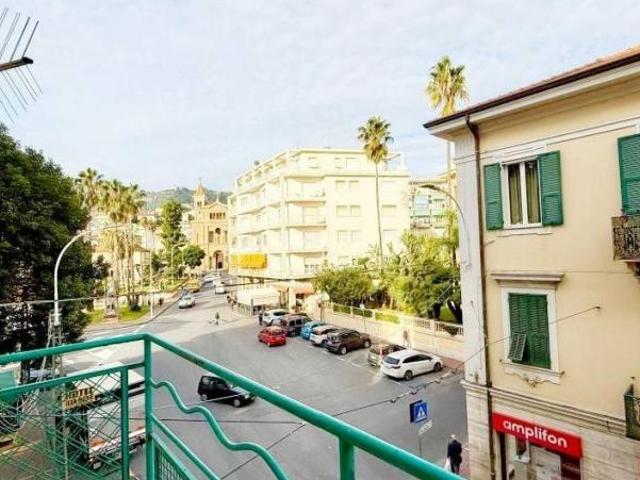 Bilocale in vendita a Taggia