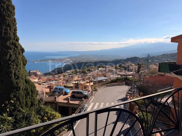 Bilocale in vendita a Taormina via Leonardo da Vinci