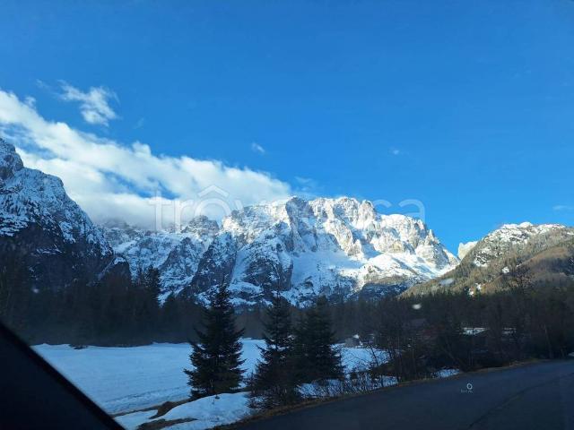 Bilocale in vendita a Tarvisio via Sella, 41