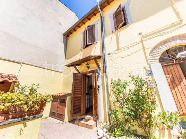 Bilocale in vendita a Trevignano Romano via 4 Novembre, 14