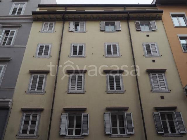 Bilocale in vendita a Trieste, Borgo Teresiano