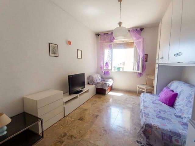 Bilocale in vendita a Vallecrosia via Colonnello Aprosio