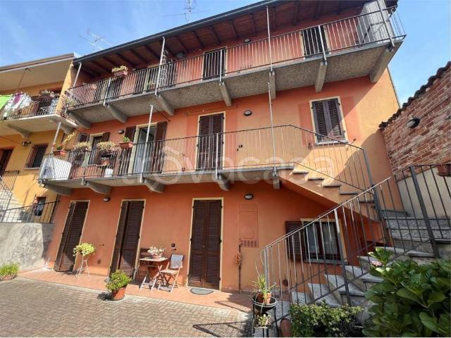 Bilocale in vendita a Varallo Pombia via Martiri della Libertà