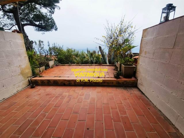 Bilocale in vendita a Ventimiglia via Alpe Summa 20, Mortola Superiore