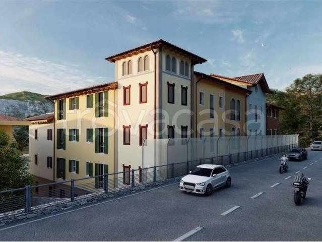 Bilocale in vendita a Verbania via Partigiani, Suna