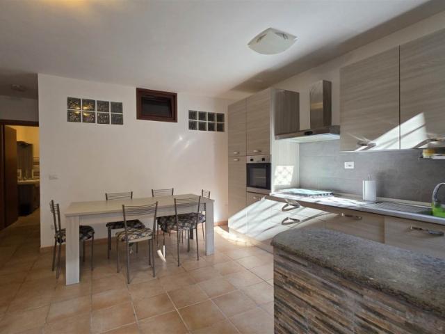 Bilocale in vendita a Viterbo via Cieca, Centro città