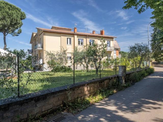 Bilocale in vendita a Viterbo via Verona, Santa Lucia Paradiso