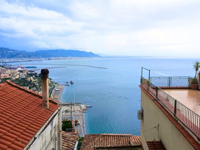 Bilocale in vendita a Vietri sul Mare