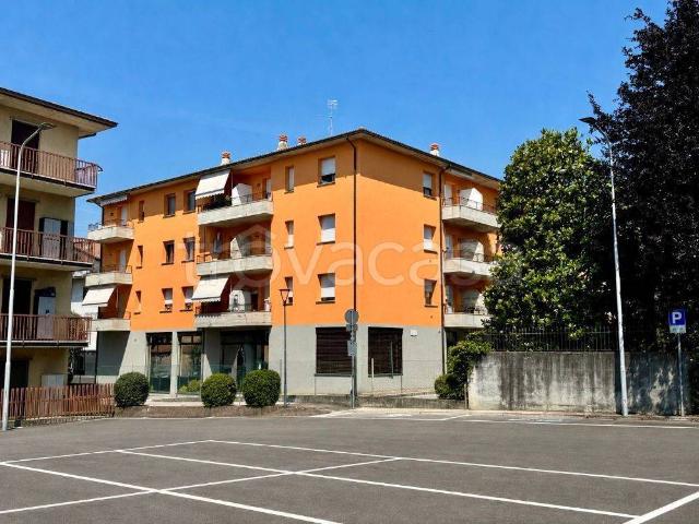 Bilocale in vendita a Villa d'Almè via Sigismondi, 40