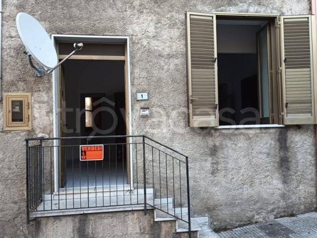 Bilocale in vendita ad Acquedolci via Cirino Gallo, 1