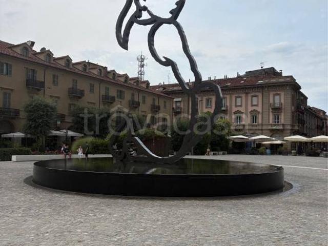 Bilocale in vendita ad Alba piazza Michele Ferrero