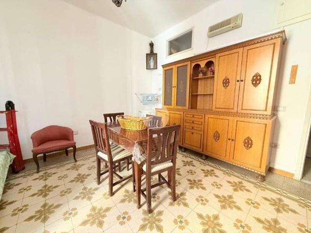 Bilocale in vendita ad Alghero via Giuseppe Palomba, 1